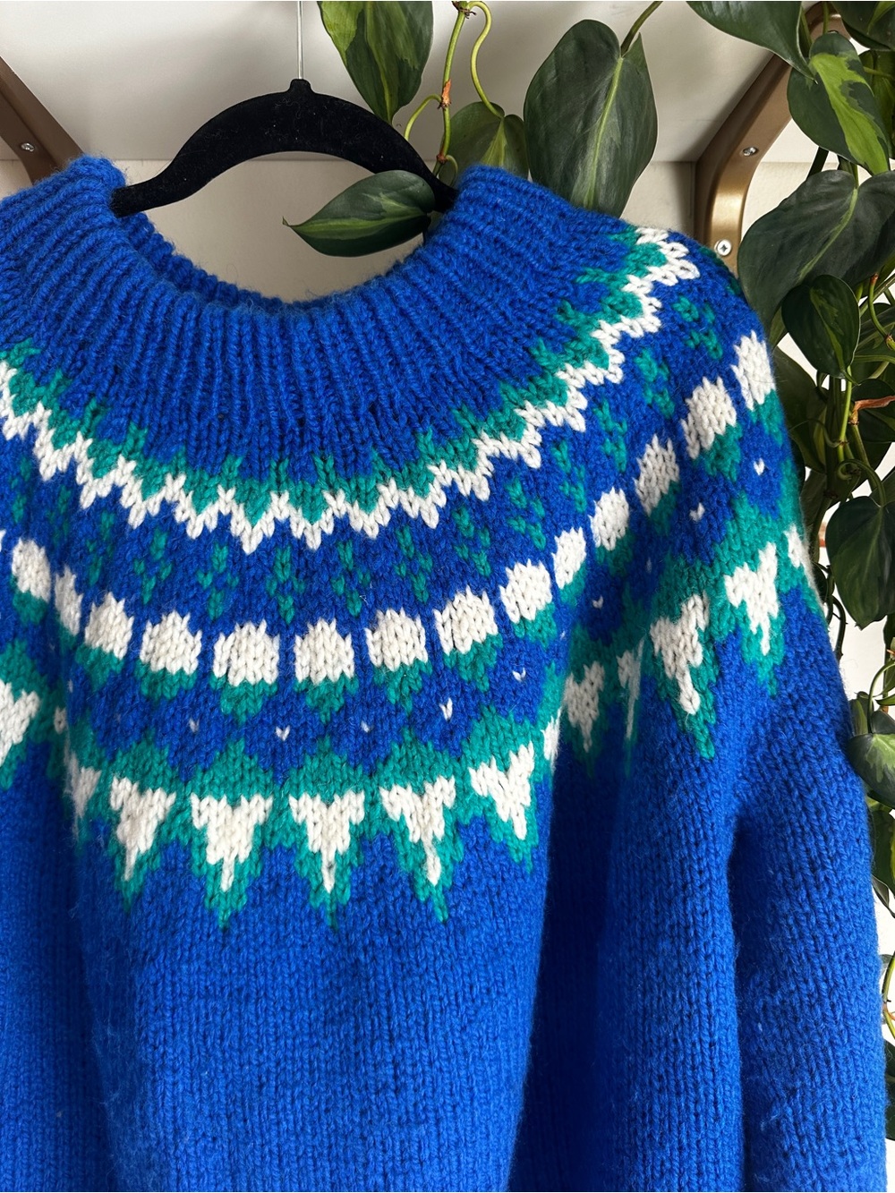 Vintage Oversized Knit Sweater with White & Teal Pattern